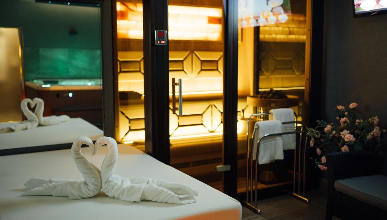 Wellness Relax - Luxusni Hotell Prag Exteriör bild